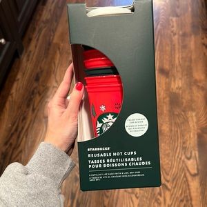 NWT Holiday 2022 Reusable Color Changing Cups (6) - 16 ounces